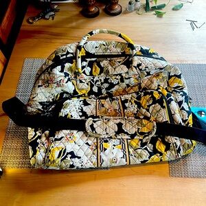 Vera Bradley duffle yellow and white florals